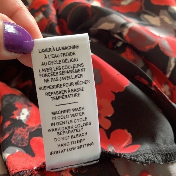 Chic by Jacob Sleeveless Floral Satin/Pleated Top Size P/S - Picture 9 of 11